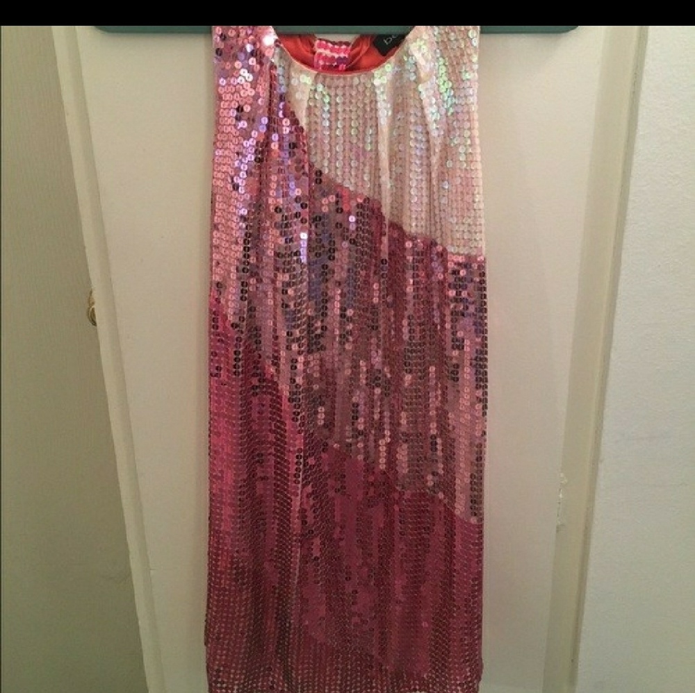 ISO this dress! Please share and help me find one.